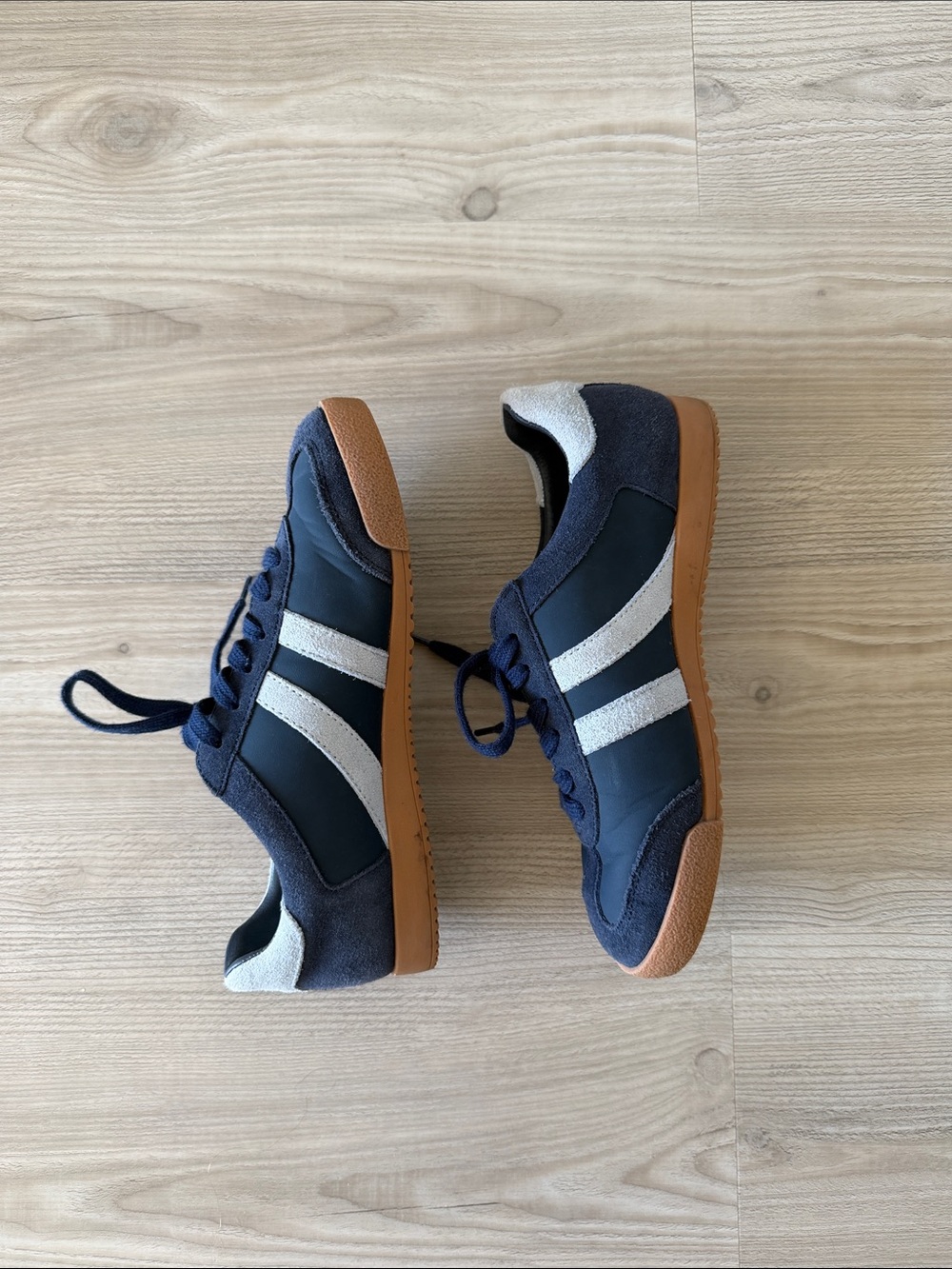 Steve Madden Navy Blue Retro Sneakers